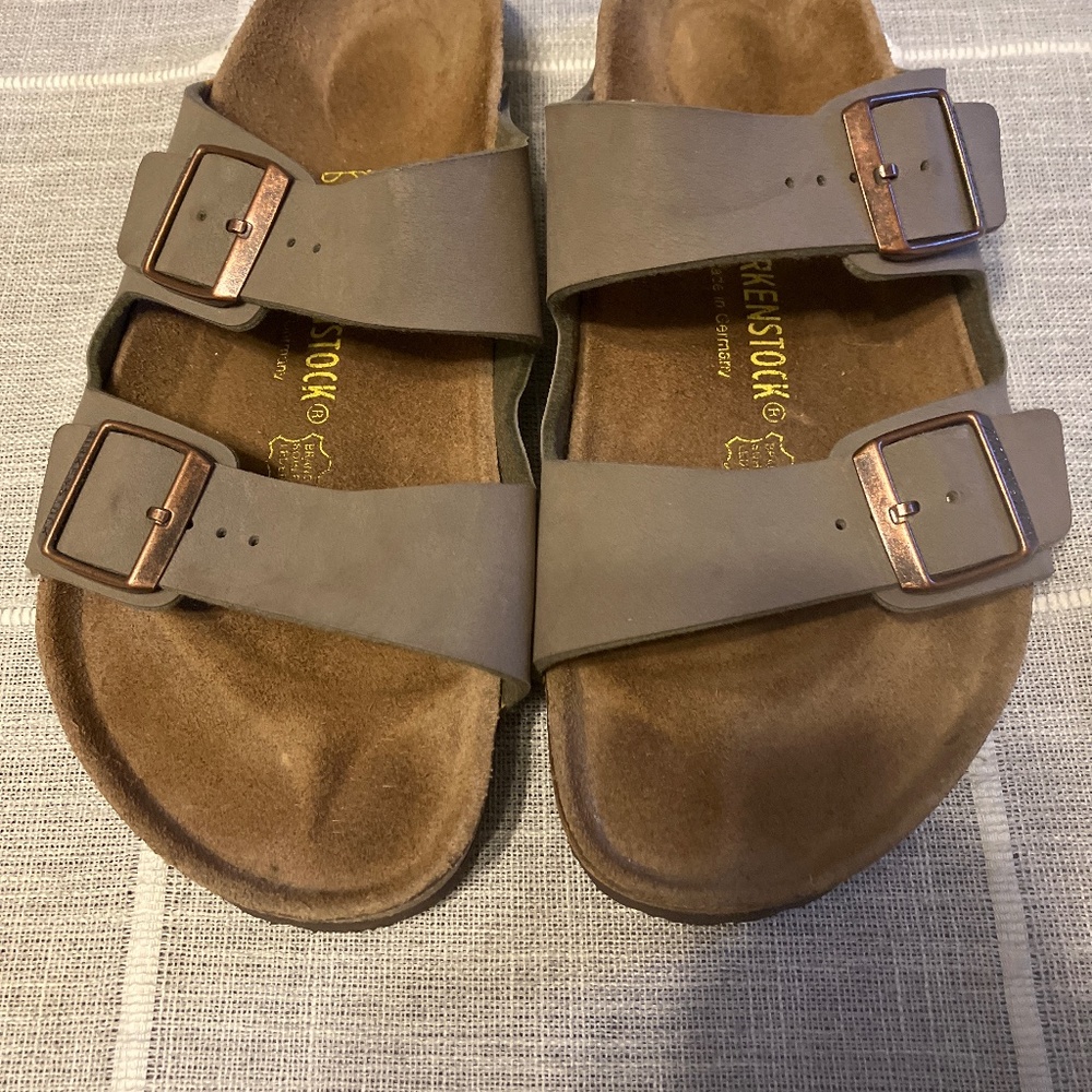BIRKENSTOCK sandals sz 42 NWOT